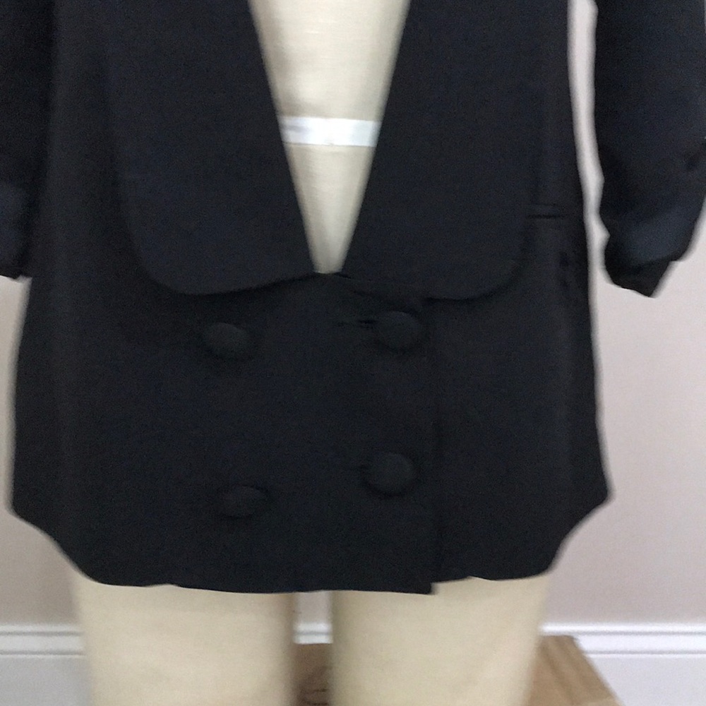 Black blazer - Picture 2 of 8